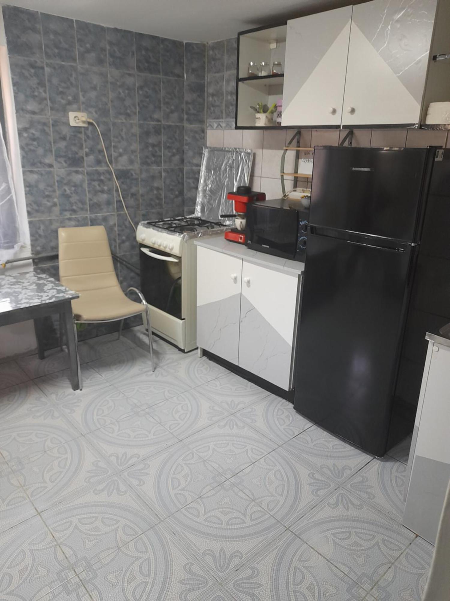 クルージュ＝ナポカGarsoniera Sic Zona Terapia Zona Linistita La Casa Cu Parcareアパートメント エクステリア 写真