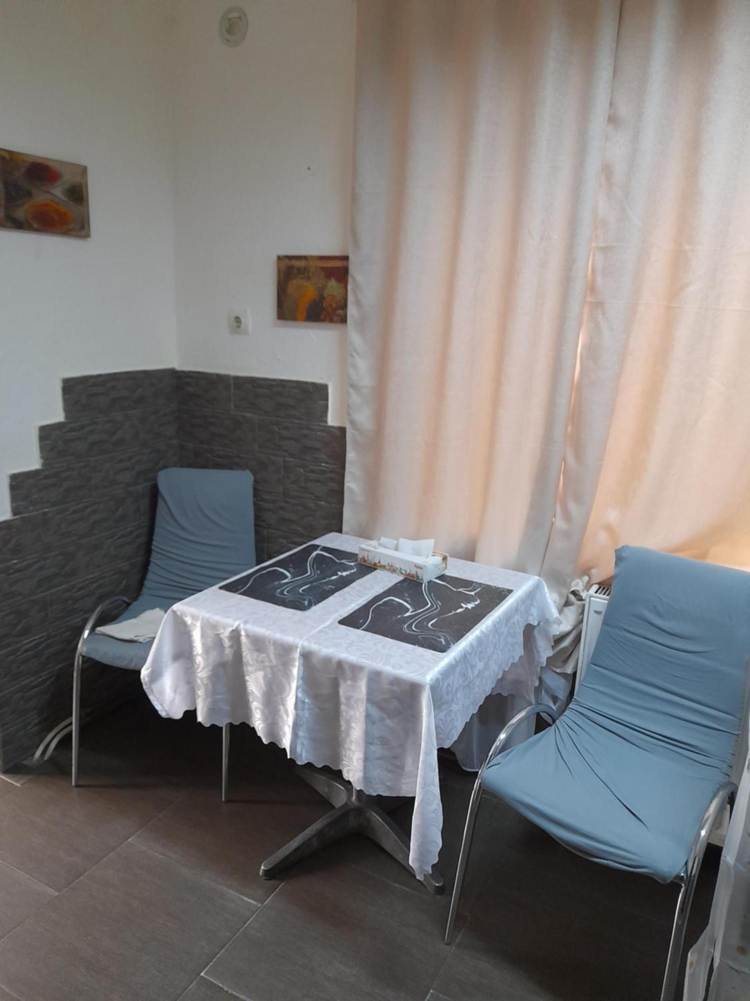 クルージュ＝ナポカGarsoniera Sic Zona Terapia Zona Linistita La Casa Cu Parcareアパートメント エクステリア 写真